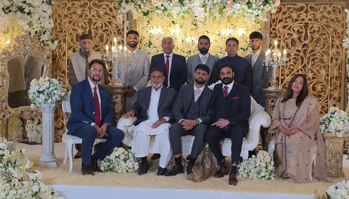 مانچسٹر: معروف سماجی شخصیت ضیاء فرید کے بھتیجے کا دعوت ولیمہ، برطانوی اراکین پارلیمنٹ کی بھی شرکت