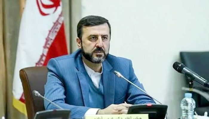 تہران نے ثالثوں کےذریعے مذاکرات میں امریکی تجاویز مسترد کردیں، کاظم غریب آبادی