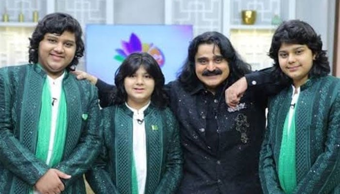 بڑے باپ کا بیٹا ہونے کے باوجود مشکلات کا سامنا رہا، عارف لوہار