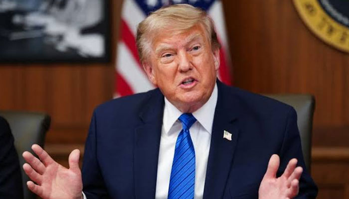 وہ کہتے ہیں کہ کسی معاملے پر کوئی گفتگو نہیں ہو رہی۔ صرف عمان کے ساتھ معاملات نمٹا رہے ہیں: ڈونلڈ ٹرمپ - فوٹو: فائل