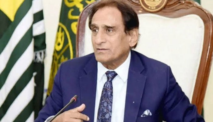 چوہدری لطیف اکبر - فوٹو: فائل