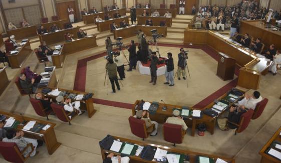 بلوچستان اسمبلی میں اسما جتک کیس کی گونج، وزیر اور اپوزیشن لیڈر کا واک آؤٹ