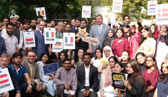 فرانس: جوائنٹ ماسٹرز اسکالر شپ پروگرام میں پاکستان پھر دنیا بھر میں پہلے نمبر پر
