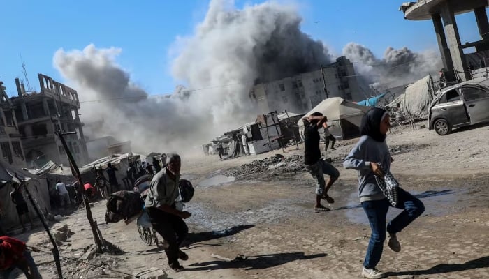 Yemens Houthis claim responsibility for oil facility attack in Saudi Arabia