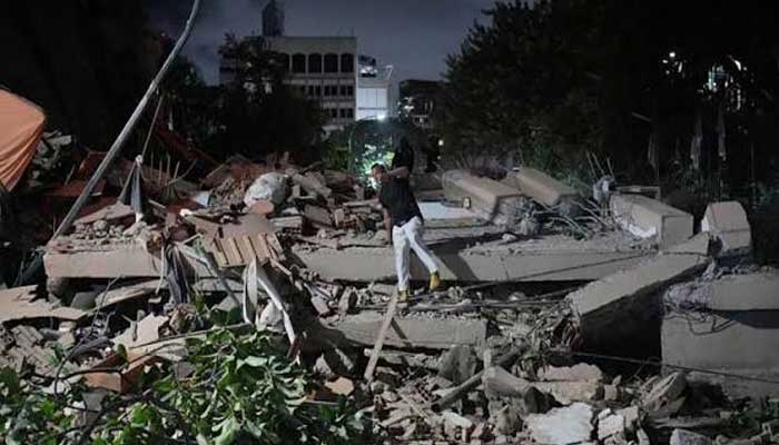 Colombia earthquake leaves nearly 30 dead as global leaders offer support