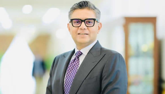 پاکستان کے برطانیہ میں ہائی کمشنر ٹیپو عثمان—فائل فوٹو