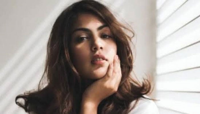 میں معصوم ہوں، طویل عرصہ شک کے دائرے میں رہی ہوں، ریا چکرورتی