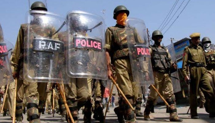 مقبوضہ کشمیر میں پابندیاں مزید سخت