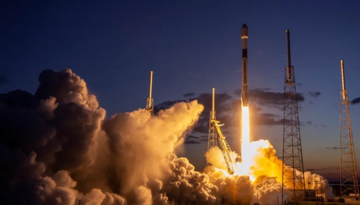 SpaceX makes history with two Falcon 9 launches 38 minutes apart: What we know
