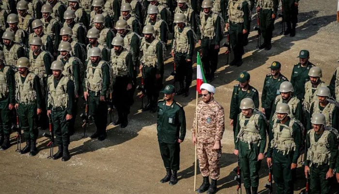 امریکیوں سے کسی قسم کی بات چیت نہیں ہو رہی: ترجمان پاسدارانِ انقلاب 