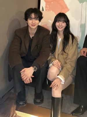 Jang Dong-yoon and Kim Seung-yoon