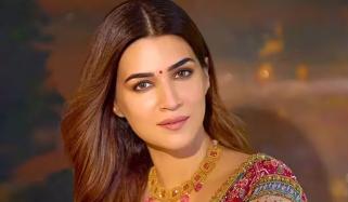 تہوار کی اصل روح لباس میں نہیں اقدار میں ہوتی ہے، کریتی سینن کا تنقید پر جواب