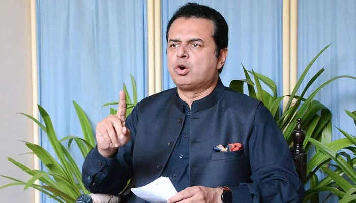 وفاقی وزیرِ مملکت داخلہ طلال چوہدری—فائل فوٹو
