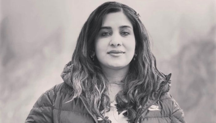 اسما مشتاق - فائل فوٹو