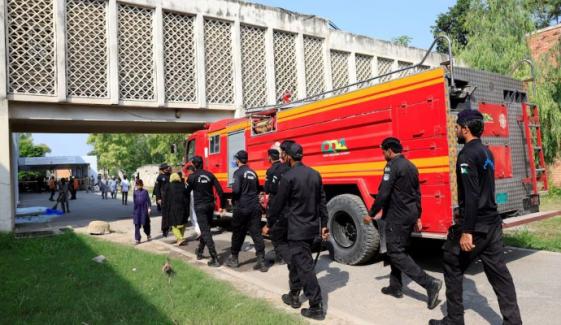 پمز اسپتال میں فائر سیفٹی انتظامات انتہائی ناقص تھے: ذرائع پمز اسپتال میں فائر سیفٹی انتظامات انتہائی ناقص تھے: ذرائع