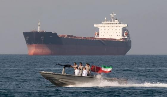 ایران نے عمان کوریڈور سے گزرنے کی کوشش کرنیوالے بھارتی آئل ٹینکر کو روک لیا