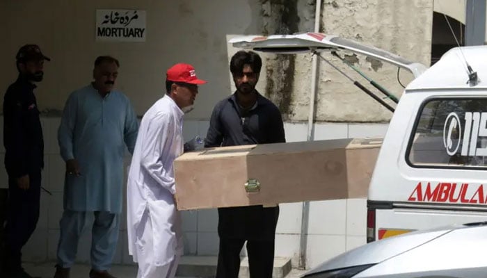 پمز اسپتال سانحہ: جاں بحق بچوں کی میتیں ورثاء کے حوالے