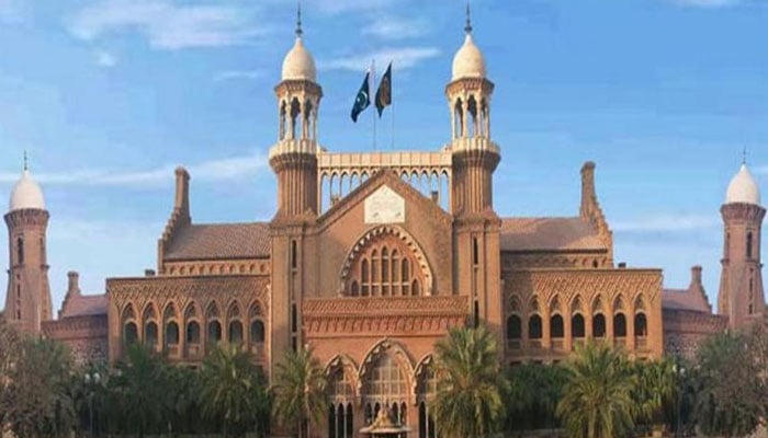 لاہور ہائیکورٹ: لیسکو سے 60 ارب کی وصولی کے فیصلے کیخلاف حکم امتناع جاری