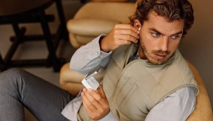 Plaud launches phone-free AI earbuds that automate tasks