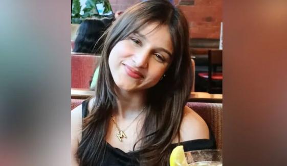 21 سالہ بھارتی ماڈل گھر میں چاقو کے وار سے قتل