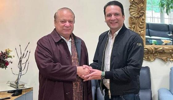 ن لیگ نے بیرسٹر افتخار گیلانی کو وزیرِ اعظم آزاد کشمیر کیلئے نامزد کر دیا