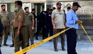 سانحہ پمز، تحقیقاتی کمیٹی نے عملے سے تحریری بیانات طلب کرلیے، سی سی ٹی وی ریکارڈ بھی قبضے میں لے لیا 