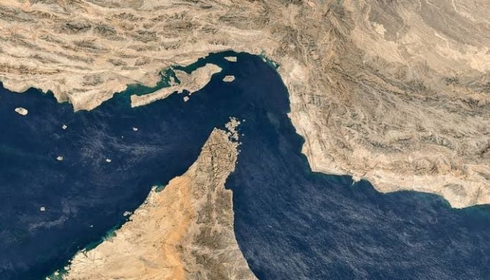 Iran outlines conditions to reopen Strait of Hormuz amid regional conflict