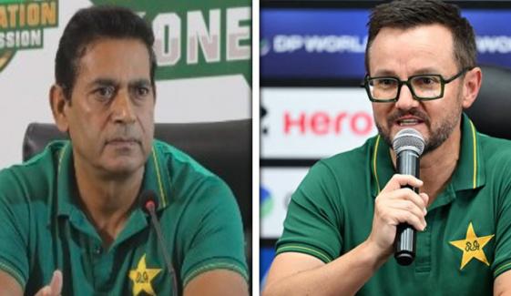 مائیک ہیسن اور عاقب جاوید شہزادہ چارلس کے عشائیے میں شرکت کیلئے لندن جائیں گے
