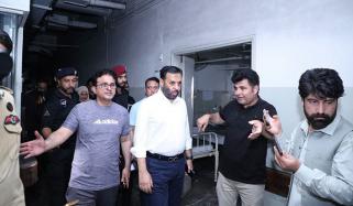 آپ کے استعفے کا کیا بنا؟ مصطفیٰ کمال سے صحافی کا سوال