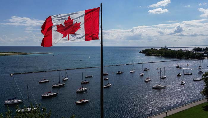 Google Maps under fire after renaming Lake Ontario to Lake America on Trump orders