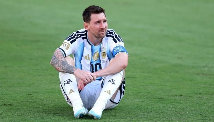 Lionel Messi retires from international football with Argentina