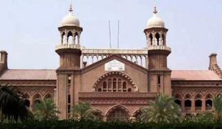 شوہر 11 تولہ سونا بطور بدلِ خلع واپس لینے کا حقدار نہیں، 15 سال پرانے فیملی تنازع کیس کا فیصلہ