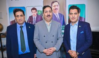 او پی ایف چیئرمین سید قمر رضا شاہ سے برطانیہ میں بدسلوکی کی شدید مذمت
