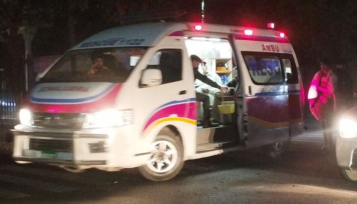 ’پہلے ہی 6 بچے، مزید نہیں پال سکتی‘، ماں نے 2 ماہ کے بچے کو برساتی نالے میں پھینک دیا
