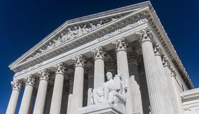 Democrats sink Republicans bid to fix supreme court at nine members