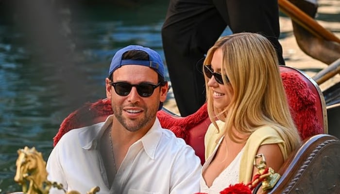 Sydney Sweeney, Scooter Braun take their romance to next level in Venice