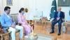 وزیراعظم سے پمز اسپتال کی نرس رضیہ نورین کی ملاقات