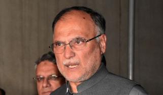 ’سسٹم ڈلیور نہیں کر رہا، حل یہی ہے 160 ضلعی حکومتیں یا 15 صوبے بنادیے جائیں‘