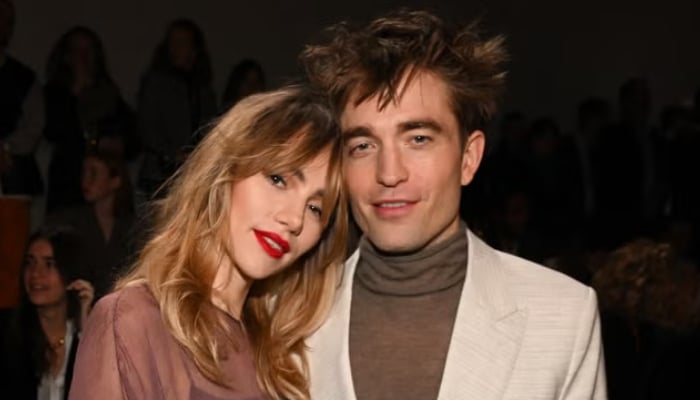 Robert Pattinson, Suki Waterhouse sail into Venice Film Festival in grand arrival