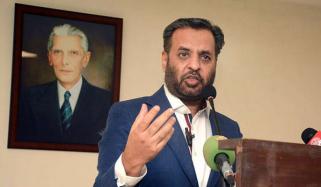 پاکستان کا پیسہ 4 صوبوں کے بجائے 20 لوگوں میں بٹتا ہے: مصطفیٰ کمال