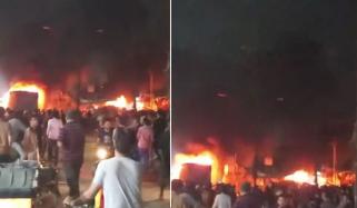 کراچی: ڈمپر کی ٹکر سے بچہ جاں بحق ہوگیا، مشتعل افراد نے ڈمپر کو آگ لگادی