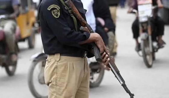 نارتھ کراچی میں پولیس مقابلہ، ایک ڈاکو ہلاک، دوسرا فرار