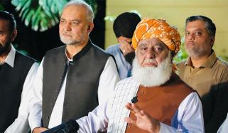 جماعت اسلامی کی پیٹرولیم لیوی کےخلاف تحریک کی حمایت کرتے ہیں، فضل الرحمان 
