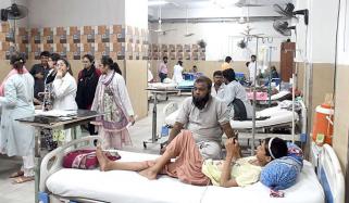کراچی میں انفلوئنزا و کورونا کیسز میں اضافہ