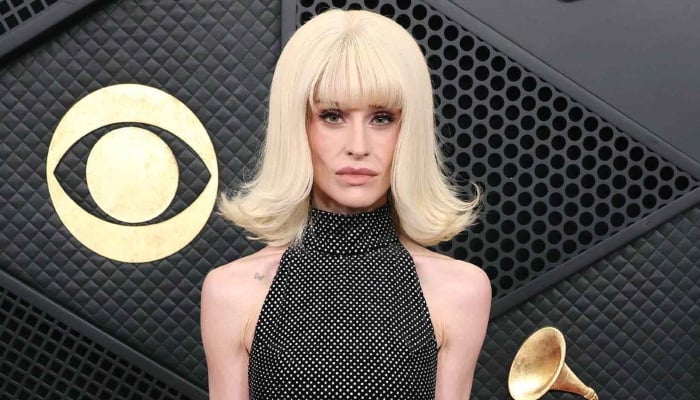 Kelly Osbourne faces difficult new chapter amid mental health struggles: Cant pretend