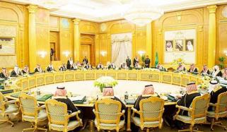 سعودی کابینہ کے اجلاس میں حوثی حملوں کی مذمت، دفاع کے جائز حق کا اعادہ