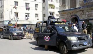 کراچی: باپ اور ابک  بیٹے کے بعد دوسرا بیٹا بھی پولیس مقابلے میں ہلاک