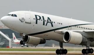 پی آئی اے کی کراچی سے جدہ پہنچنے والی پرواز میں آگ کی اطلاع، ترجمان کی تردید