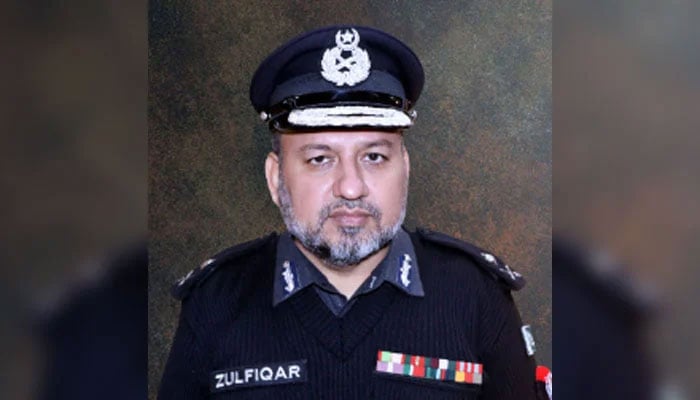 آئی جی خیبر پختونخوا نے افسران کو اسلام آباد مارچ میں سہولت فراہمی سے روک دیا