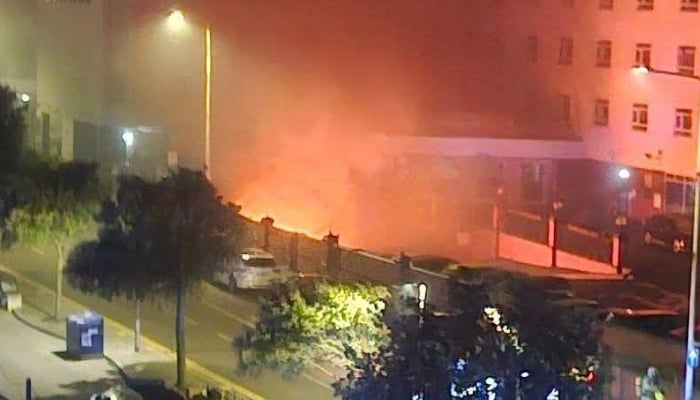 Folkestone hotel fire: Over 200 people evacuated after major blaze breaks out